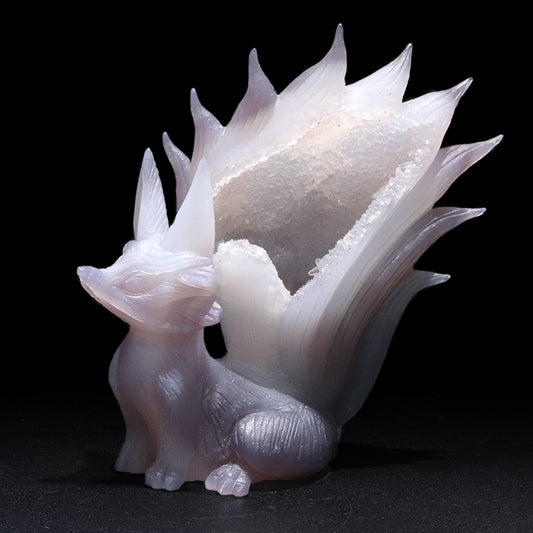 【動画】【一点物】　彫り物　瑪瑙　九尾の狐　ブラジル産  [co-g1983]