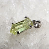 ライムイエローアパタイト＜ブラジル産＞　原石　約6.8～11.1×9～14.5cm　Silver925　シルバー [co-g2587]
