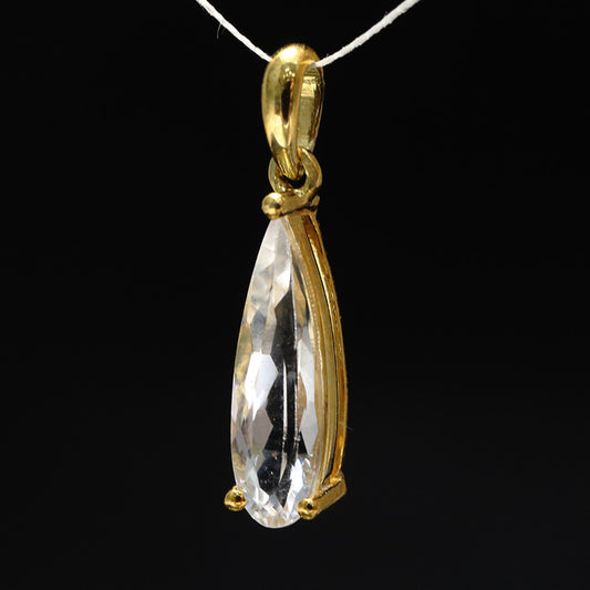 ペンダントトップ　フェナカイト＜ロシア産＞　ドロップカット　約2.8ct　silver925　ゴールド　[co-g1143]