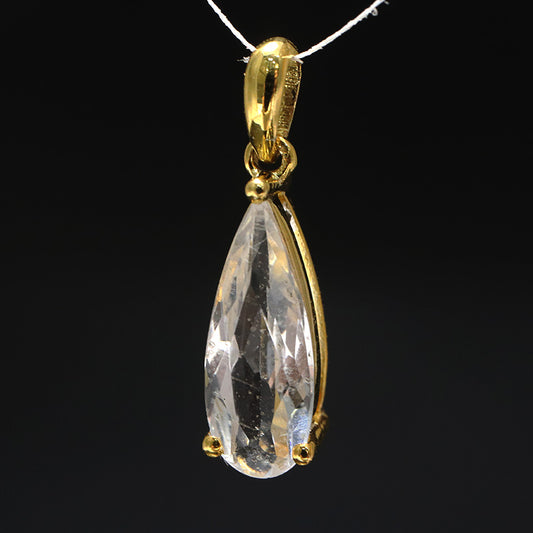 ペンダントトップ　フェナカイト＜ロシア産＞　ドロップカット　約3.00ct　silver925　ゴールド　[co-g1145]