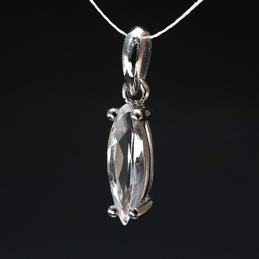 ペンダントトップ　フェナカイト＜ロシア産＞　マーキスカット　約1.9ct　silver925　シルバー　[co-g1155]