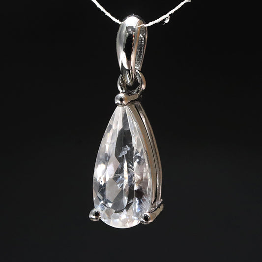 ペンダントトップ　フェナカイト＜ロシア産＞　ドロップカット　約2.5ct　silver925　シルバー　[co-g1150]
