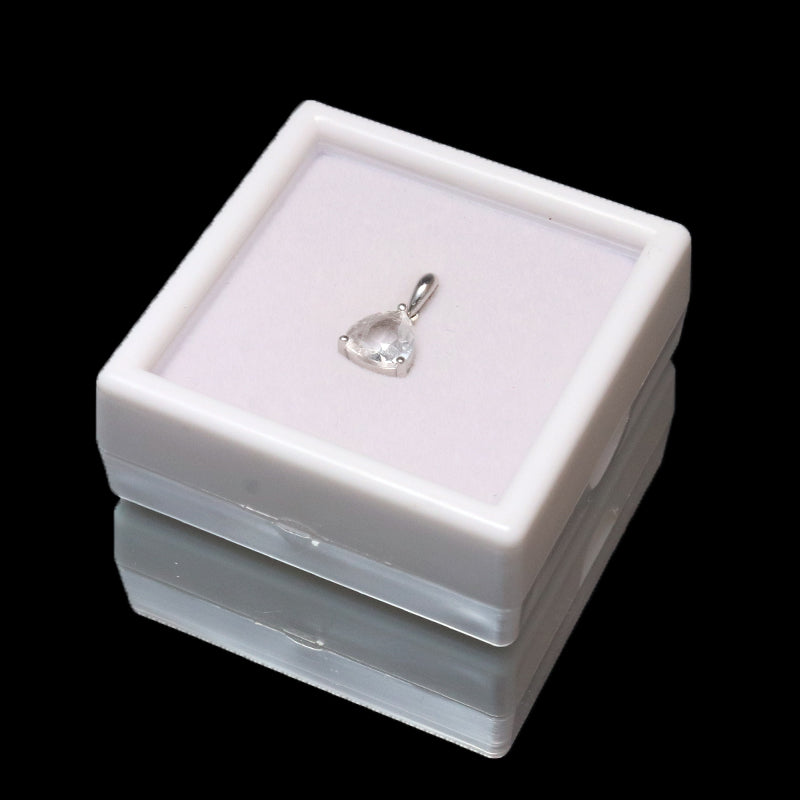ペンダントトップ　フェナカイト＜ロシア産＞　トリリアントカット　約2.25ct　silver925　シルバー　[co-g1156]