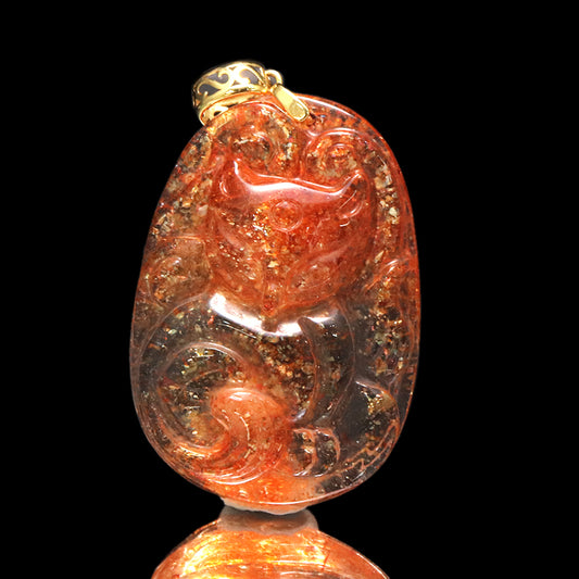 ペンダントトップ　サンストーン＜タンザニア産＞　九尾の狐　K18 ゴールド  [co-g2069]