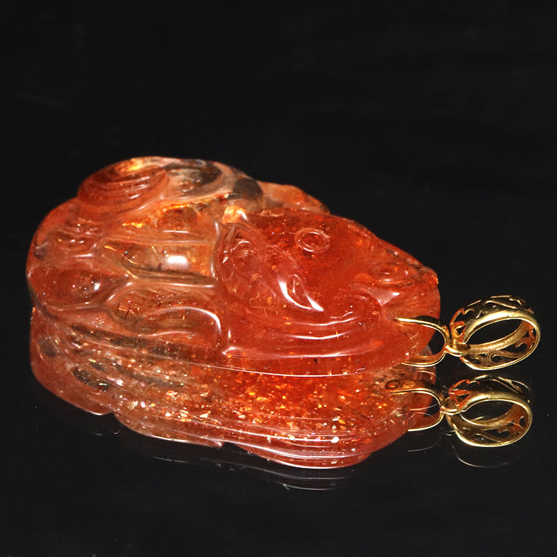 ペンダントトップ　サンストーン＜タンザニア産＞　九尾の狐　K18 ゴールド  [co-g2069]