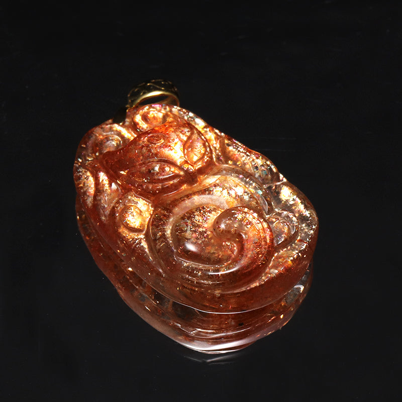 ペンダントトップ　サンストーン＜タンザニア産＞　九尾の狐　K18 ゴールド  [co-g2069]