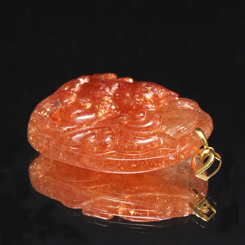 ペンダントトップ　サンストーン＜タンザニア産＞　九尾の狐　K18 ゴールド  [co-g2070]