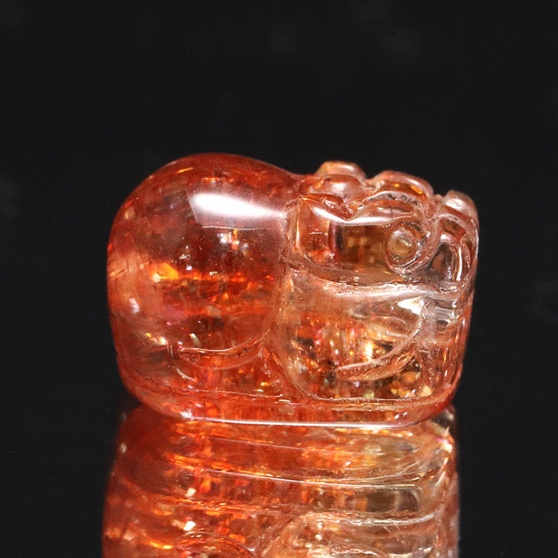 彫り物　サンストーン＜タンザニア産＞　ヒキュウ　穴あり  [co-g2075]