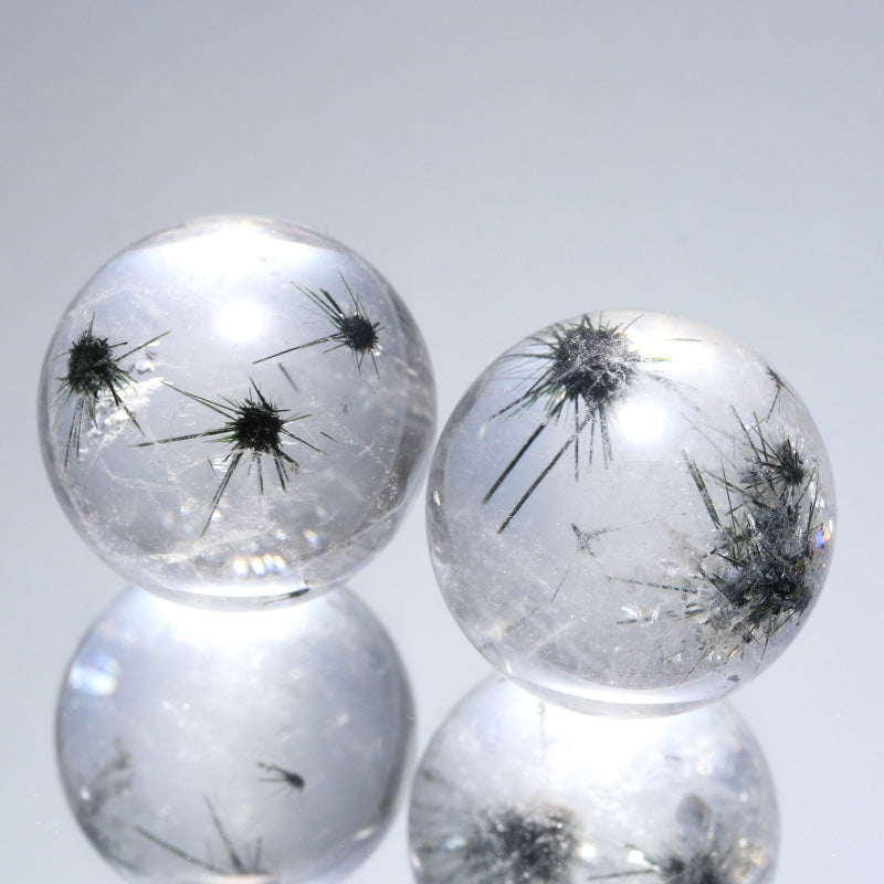 ホーランダイト(星入り水晶)＜マダガスカル産＞　丸玉（無料穴あり加工可：詳しくは本文参照）　ランダム発送 [co-g2644]