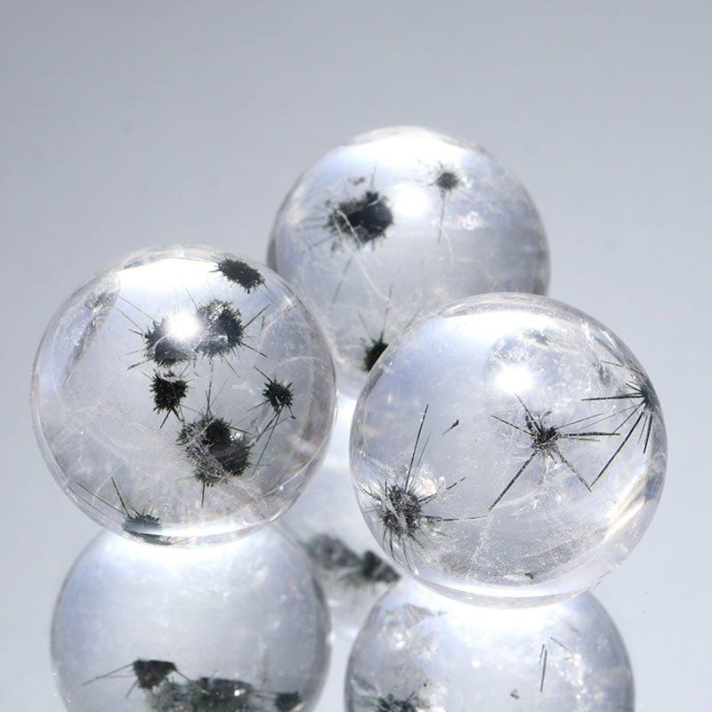 ホーランダイト(星入り水晶)＜マダガスカル産＞　丸玉（無料穴あり加工可：詳しくは本文参照）　ランダム発送 [co-g2644]