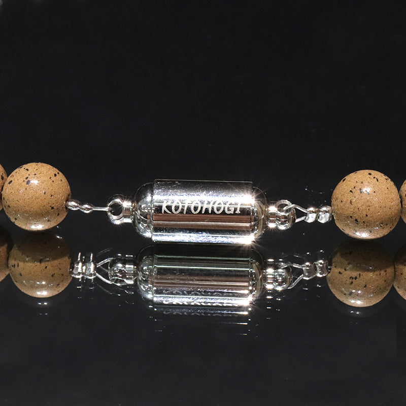 【ことほぎ】ネックレス　北投石黄灰色×テラヘルツミラー　丸8mm　約45cm [co-g2122]