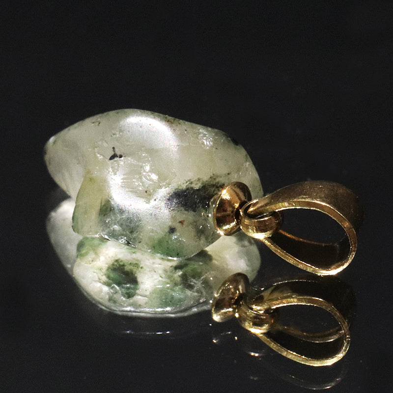 ペンダントトップ　フェナカイト＆エメラルド　共生鉱　ブラジル産　ステンレス製　ゴールド　[co-g2126]