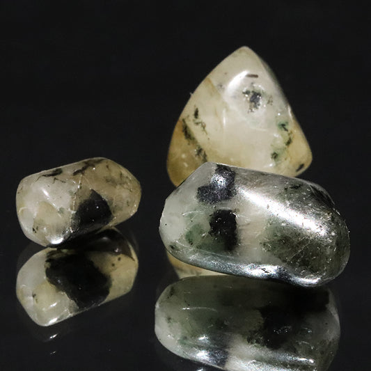 原石　フェナカイト＆エメラルド　共生鉱　ブラジル産　穴あり　[co-g2127]