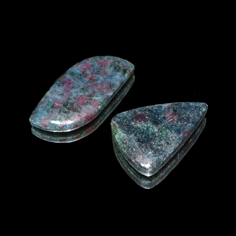 ルース　ルビーインカイヤナイト　変形型　約11～18mm×約21～33mm　ケース入り　ランダム発送  [co-g2192]