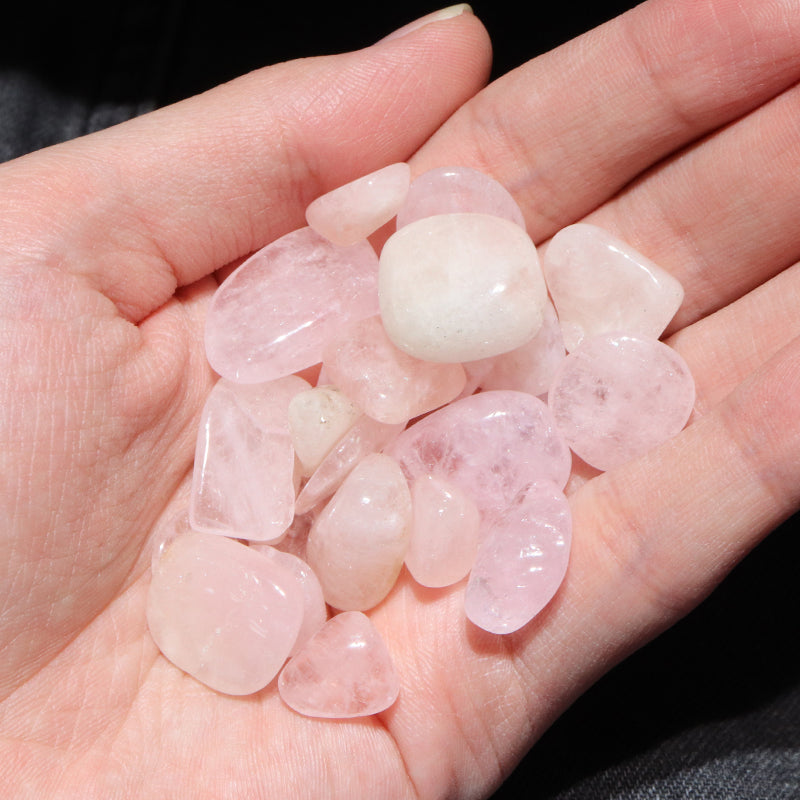 さざれ　モルガナイト＜ブラジル産＞　約1～2.5cm　約1kg  [co-g2199]