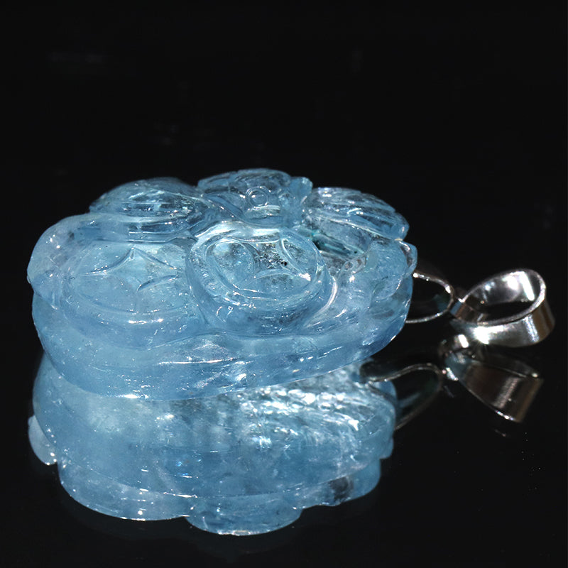 ペンダントトップ　アクアマリン＜ブラジル産＞　蝙蝠　約18.5×25mm　ステンレス製　シルバー  [co-g2202]