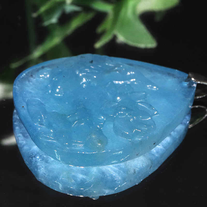 ペンダントトップ　アクアマリン＜ブラジル産＞　蓮×魚　約27.8×33.5mm　ステンレス製　シルバー  [co-g2207]