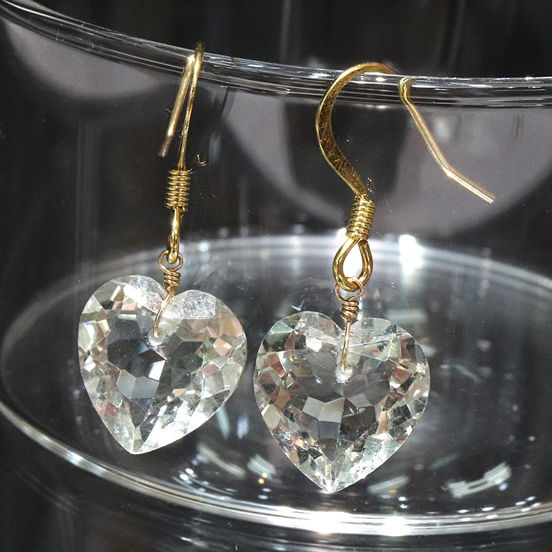 ピアス　グリーンアメジスト　ハートカット型　フック型　ステンレス製  [co-g2225]