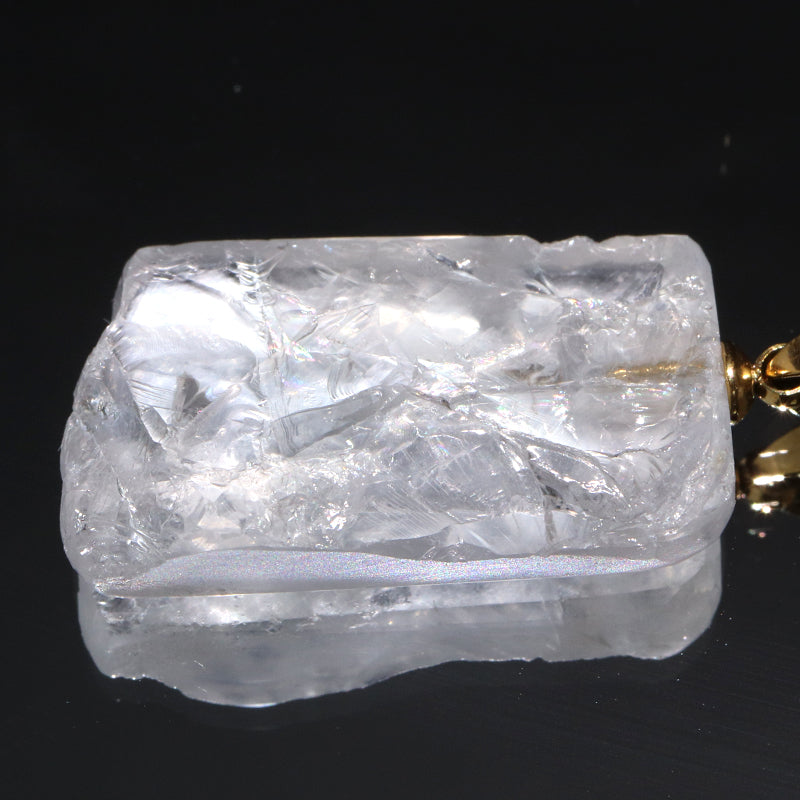 ペンダントトップ　ロッククリスタル＜マダガスカル産＞　　原石　 約10～18×約18～30mm　ステンレス製　ランダム発送 [co-g2235]