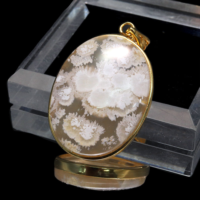 【割引不可】ペンダントトップ　エンジェルフェザーアゲート＜インドネシア産＞　オーバルカット　約18～23×30～33mm　Silver925　ゴールド  [co-g2281]