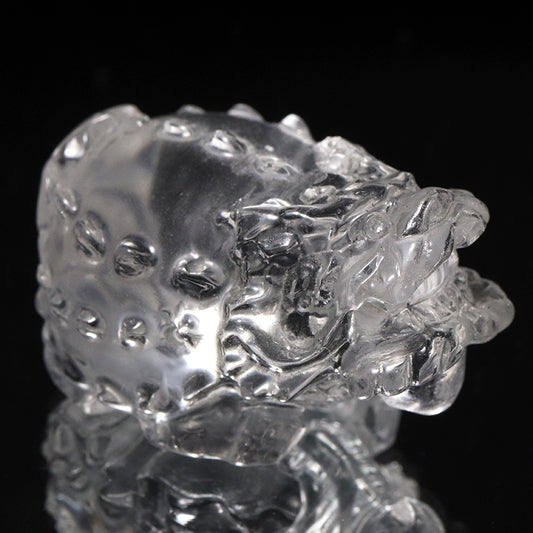 水晶＜ブラジル産＞　龍亀(ロングイ)　彫り物　約横28～30×縦37～39×高22～23mm [co-g3378]