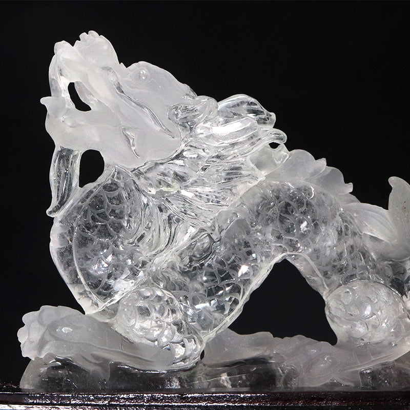 【動画】【一点物】　彫り物　水晶　龍　ブラジル産　台付き [co-g1364]