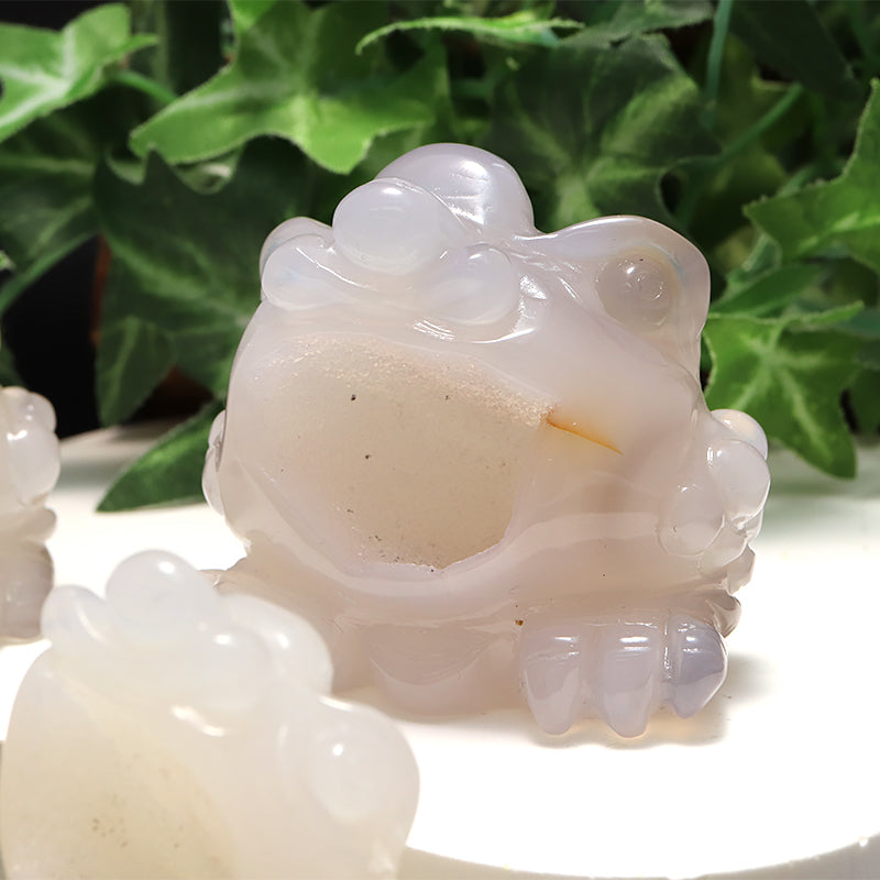 スマイルメノウ 三脚蟾蜍 手彫り