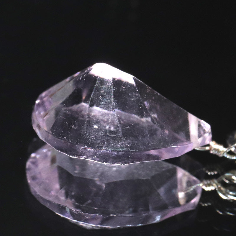 ローズアメジスト　マダガスカル産　ペアシェイプ型　フック型ピアス　ステンレス製 [co-g2309]