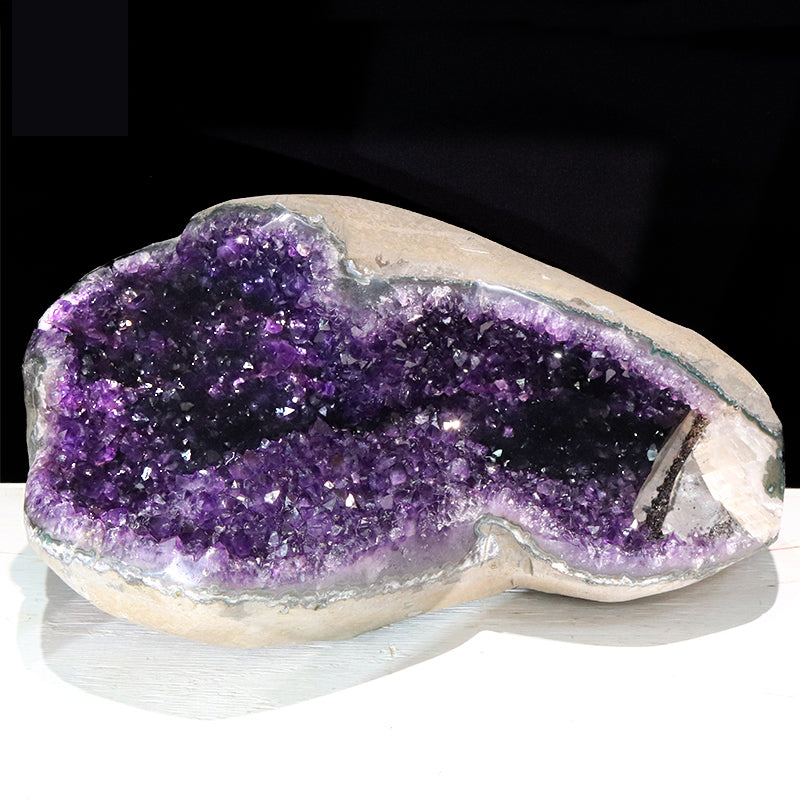 【動画】アメジスト＜ウルグアイ産＞　ドーム　[co-g2318]