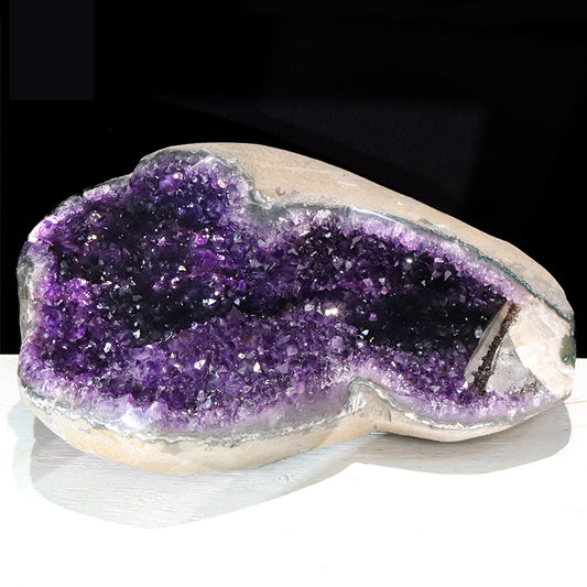 【動画】アメジスト＜ウルグアイ産＞　ドーム　[co-g2318]