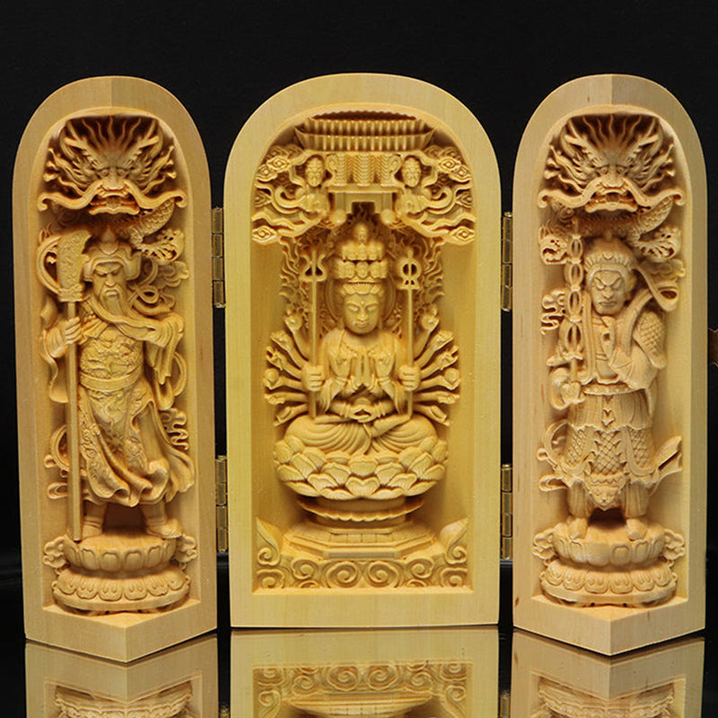 柘植の木彫り　仏像　筒型　約幅5×奥5×高10cm（開扉時約幅12.5cm）全4種　彫り物 [co-g3451]