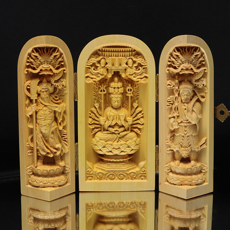 柘植の木彫り　仏像　筒型　約幅5×奥5×高10cm（開扉時約幅12.5cm）全4種　彫り物 [co-g3451]