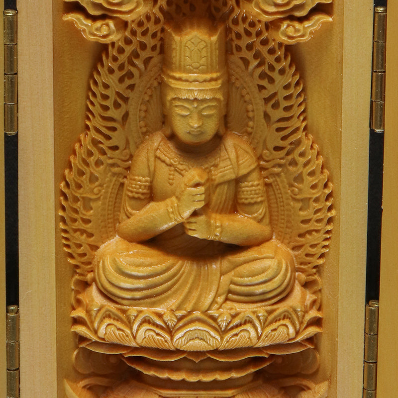 柘植の木彫り　仏像　筒型　約幅5×奥5×高10cm（開扉時約幅12.5cm）全4種　彫り物 [co-g3451]