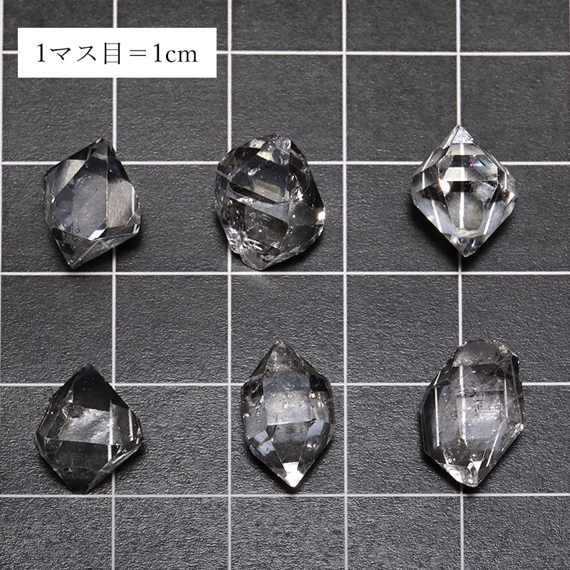 ハーキマーダイヤモンド＜アメリカ産＞　カット　約横7～10×縦約7～10mm　一粒売り　ルース　ケース付き [co-g3449]