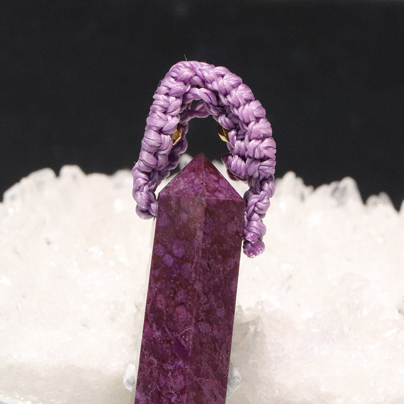 スギライト＜南アフリカ産＞　ハンドカット　約9.5×46mm　ペンダントトップ  [co-g2336]