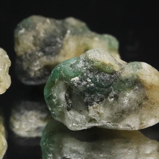 原石　フェナカイト＆エメラルド　共生鉱　ブラジル産　約6～7.5ct  [co-g1472]