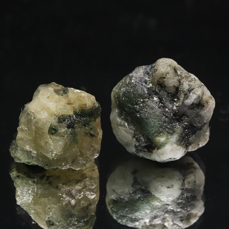 原石　フェナカイト＆エメラルド　共生鉱　ブラジル産　約9ct [co-g1473]