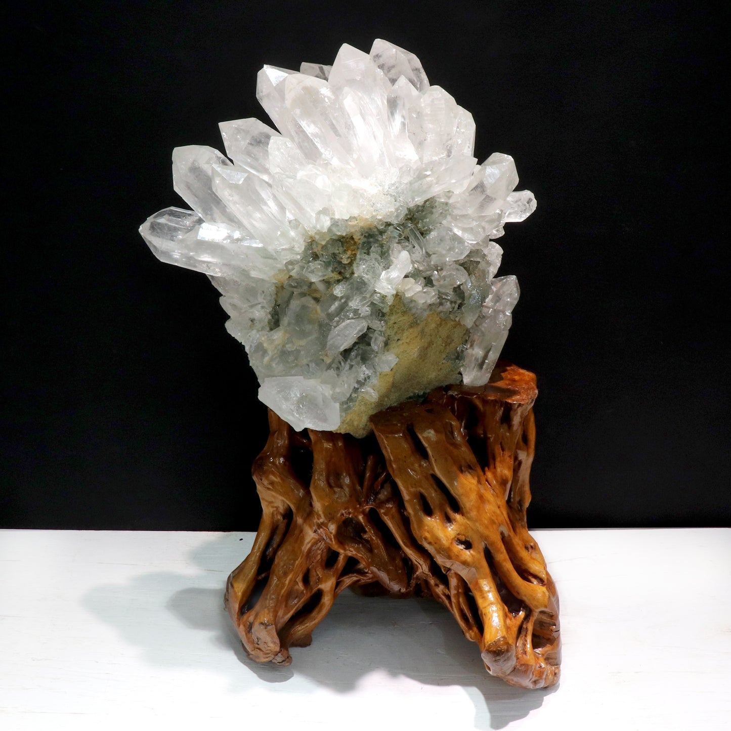 【一点物】【動画】ガネーシュヒマール水晶＜ガネーシュヒマール産＞　ヒマラヤ水晶　クラスター　台座付き  [co-g2359]