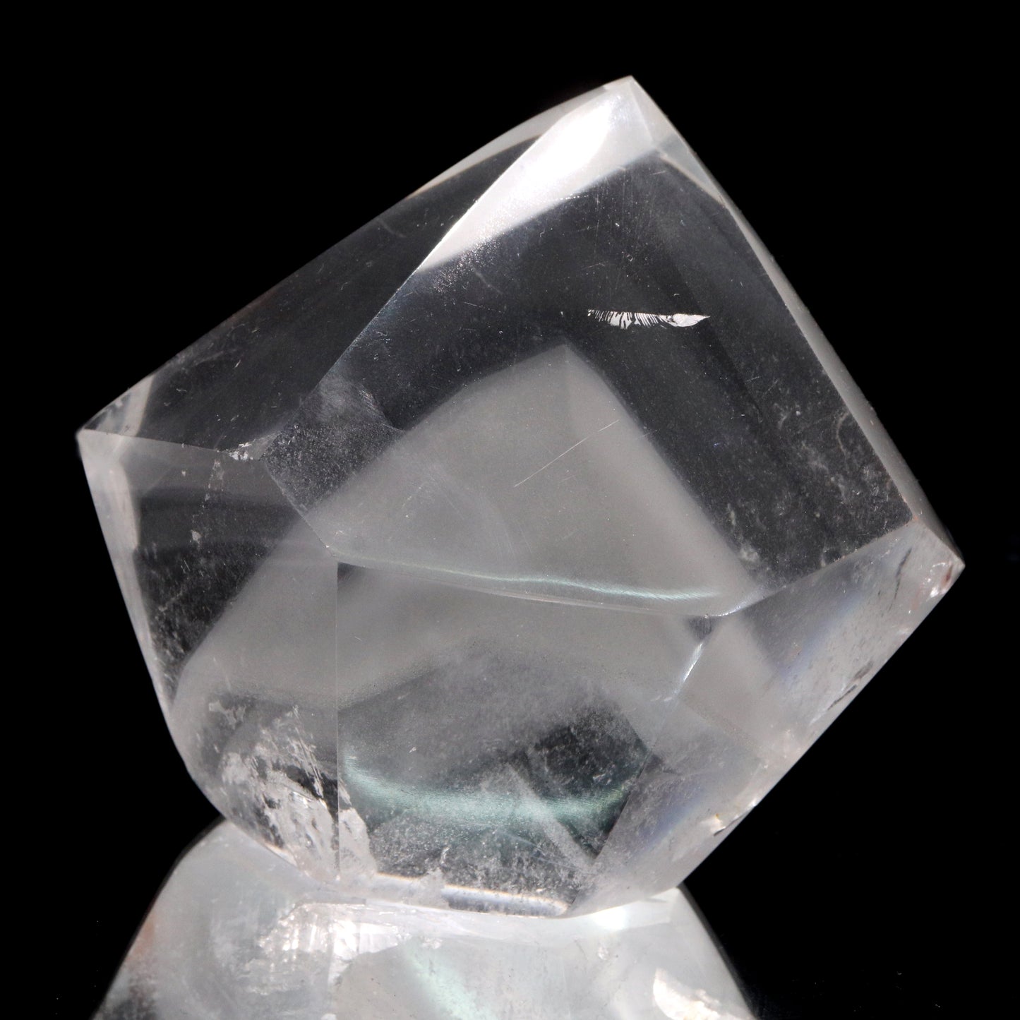 ホワイトファントム＜ブラジル産＞　ポイント　原石  [co-g2364]