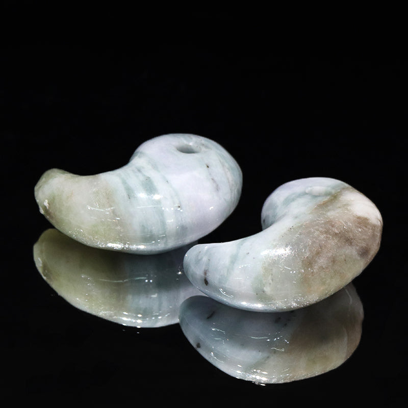 【日本銘石】糸魚川翡翠　ブルー＜新潟県/糸魚川市産＞　勾玉　約29mm　証明書付き [co-g2367]