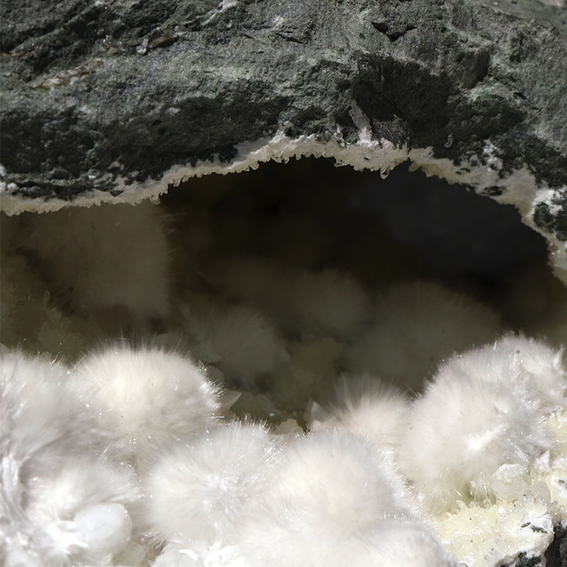 オケナイト(オーケン石)＜インド産＞　原石　約19.7×13.2×12.2cm [co-g2369]