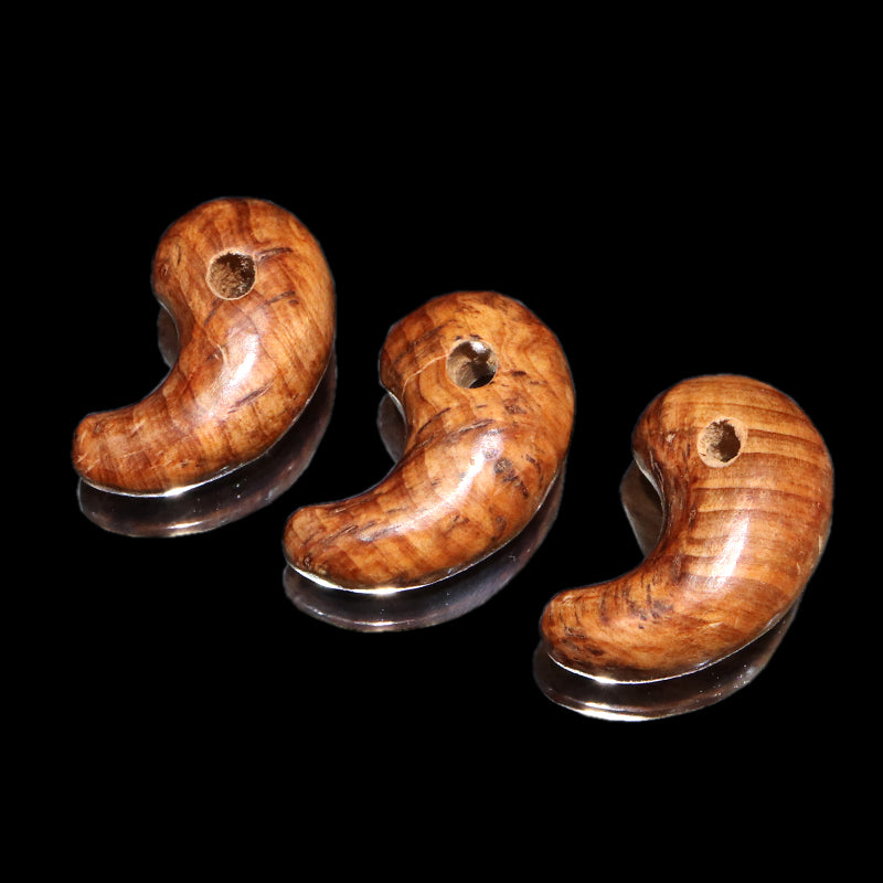 【パワーズウッド】屋久杉(泡瘤)＜鹿児島県/屋久島産＞　勾玉　約21m [co-g2371]