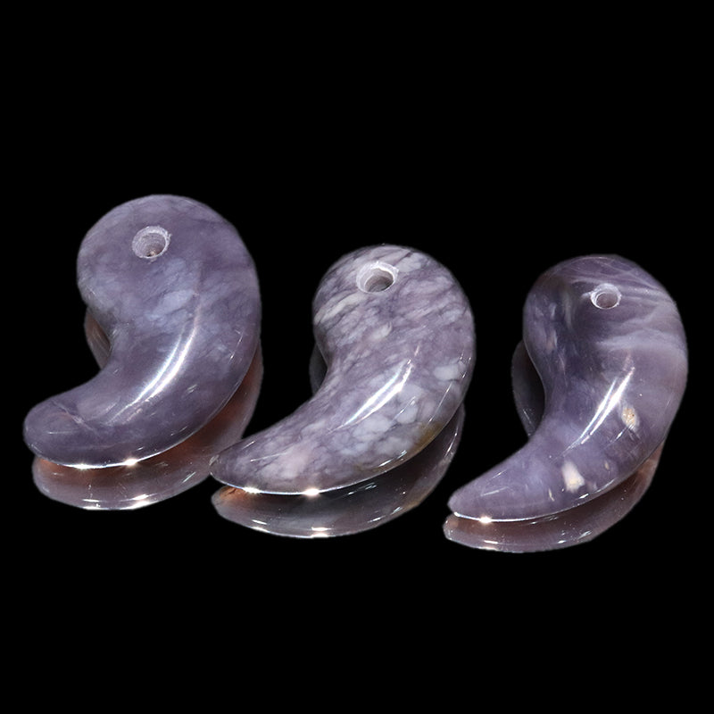 パープルカルセドニー＜インドネシア産＞　勾玉　約30m [co-g2374]