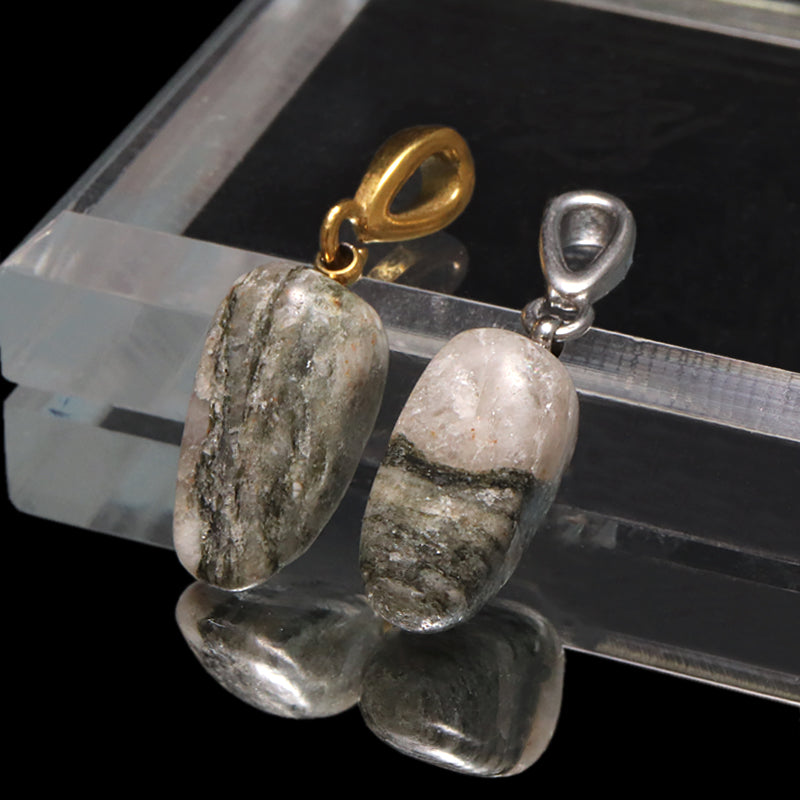 長野産亀甲石1.978キロ庭石石 鑑賞石石材庭坪庭ガーデニング