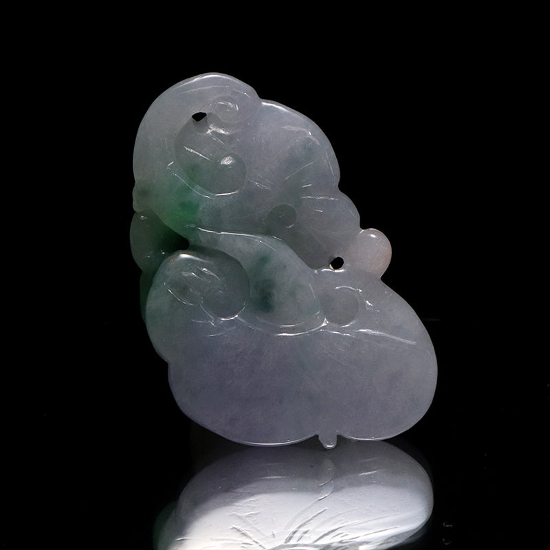 本翡翠＜ミャンマー産＞　如意　約20×33mm　穴あり　ペンダントトップ [co-g2862]