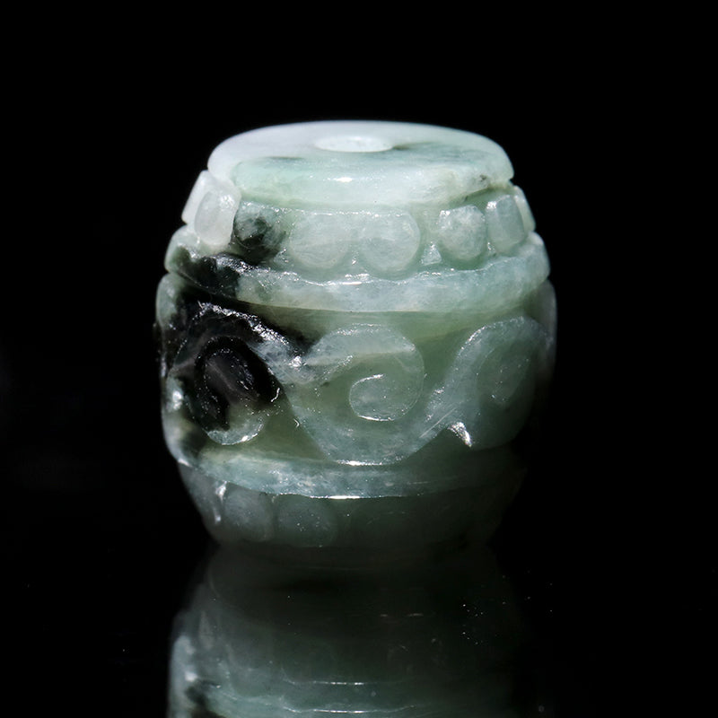 翡翠＜ミャンマー産＞　約13×13mm　ルールートン　穴あり [co-g2871]