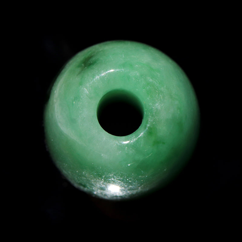 翡翠＜ミャンマー産＞　約27×20mm　ルールートン　穴あり [co-g2872]