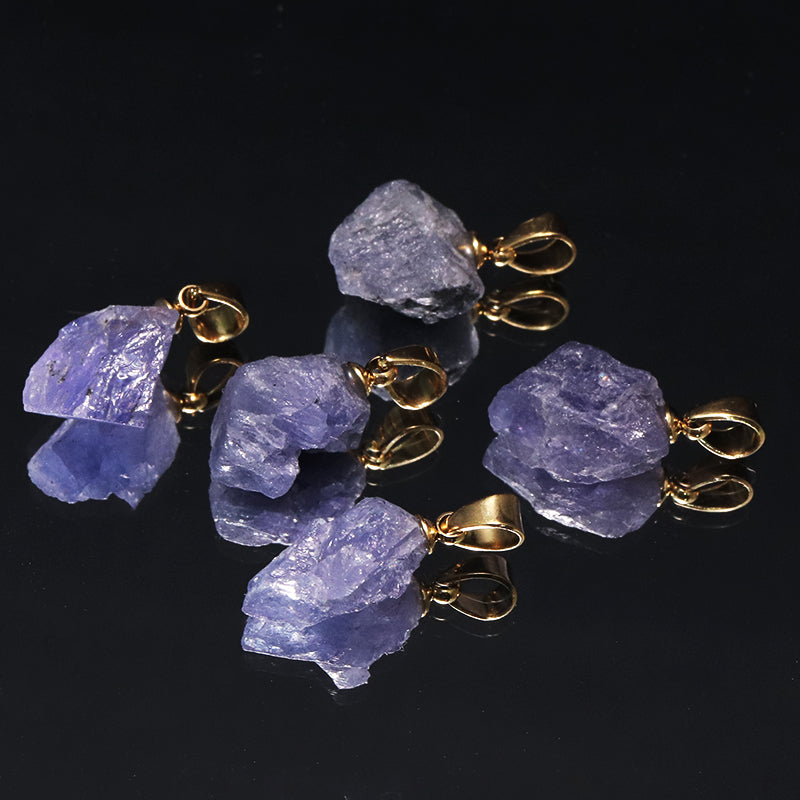 【11/30まで12月誕生石20％OFF(決済時に自動割引)】【対象商品10点以上ご購入で30％OFF/決済時に自動割引】ペンダントトップ　タンザナイト＜北海道産＞　原石　約8～16mm　ステンレス製　ゴールド　ランダム発送  [co-g1628]