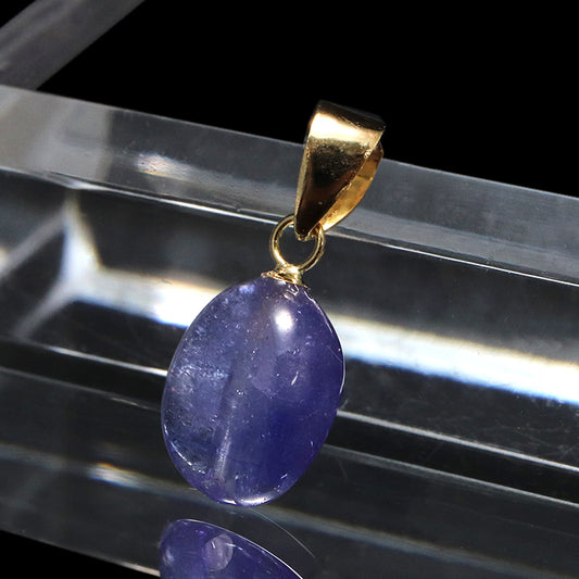 【11/30まで12月誕生石20％OFF(決済時に自動割引)】ペンダントトップ　天然バイカラータンザナイト＜タンザニア産＞　原石　約6～7mm×約8～9mm　K18　ゴールド　ランダム発送  [co-g1637]