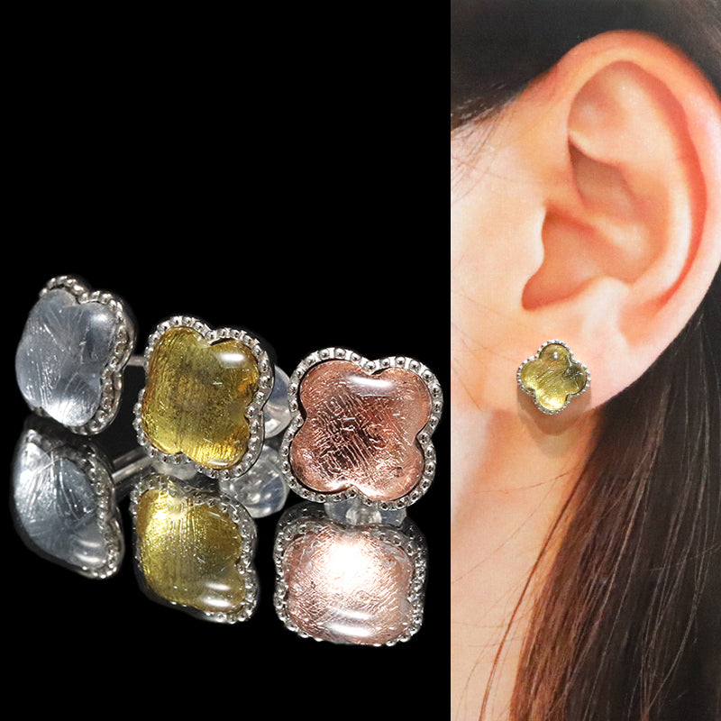 【割引不可】ピアス　ギベオン＜ナミビア産＞　クローバー　約10mm　Silver925 [co-g1910]